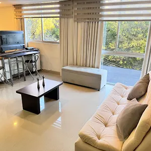 Hermoso Poblado Apartment Medellin
